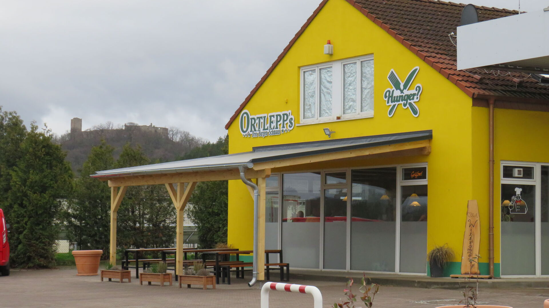 Imbiss "Burgenschmaus" von außen