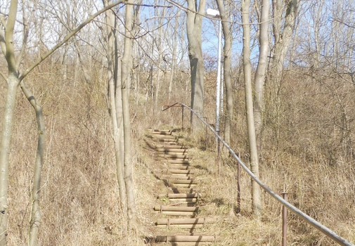 Der in die Jahre gekommene Treppenaufgang zur Mühlburg