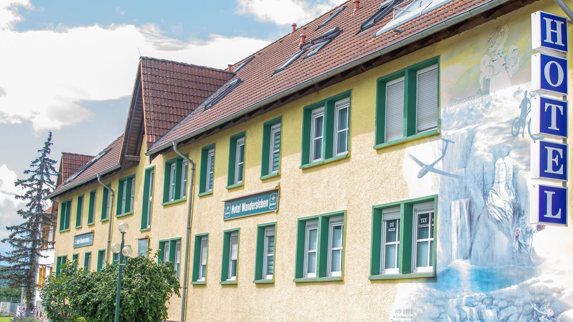 Außenansicht vom Hotel Wandersleben